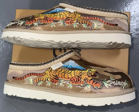 Nomad Souvenir Embroidered Loafers
