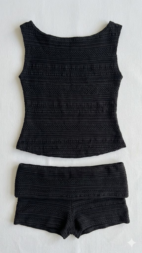 Linear Essentials Collection